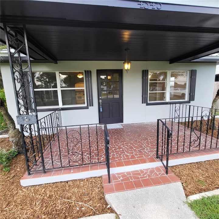 Active With Contract: $249,000 (4 beds, 1 baths, 1644 Square Feet)