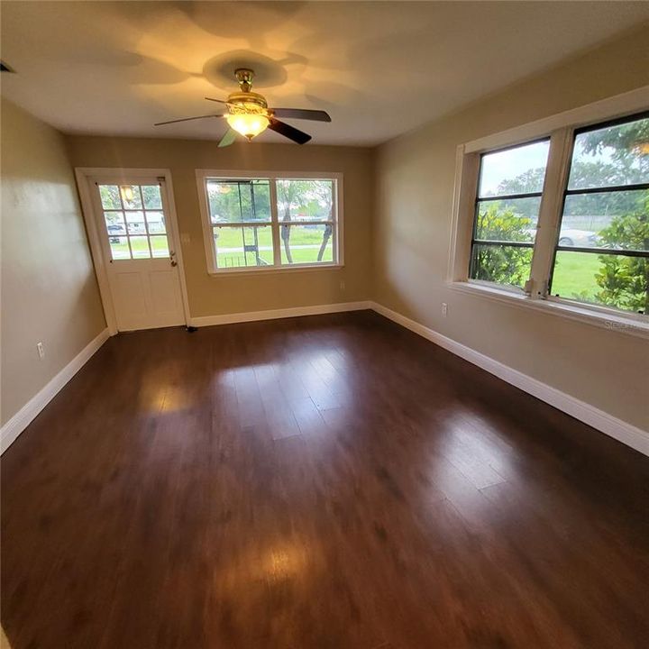 Active With Contract: $249,000 (4 beds, 1 baths, 1644 Square Feet)