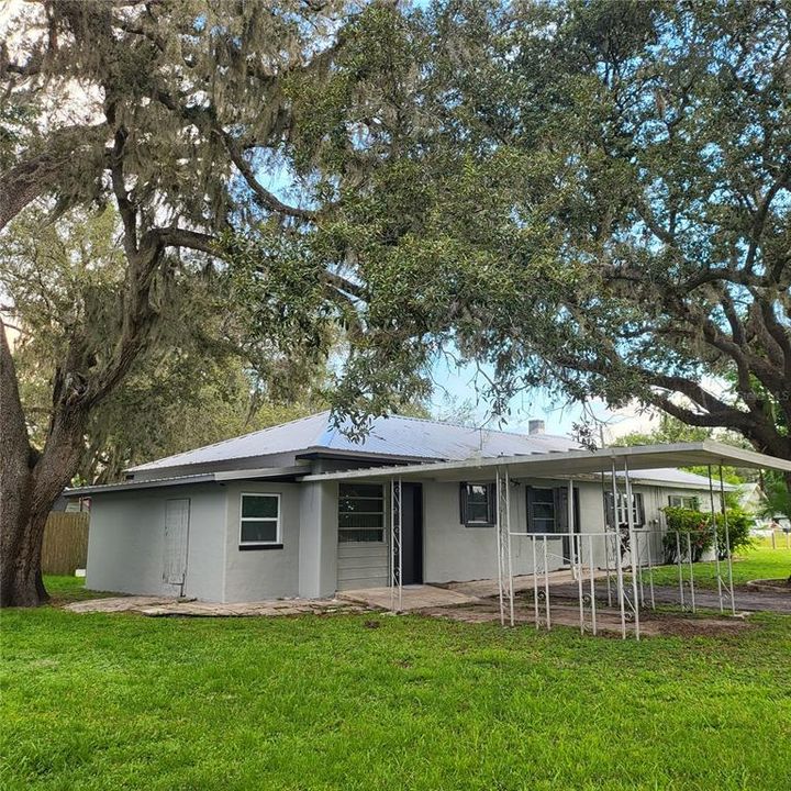 Active With Contract: $249,000 (4 beds, 1 baths, 1644 Square Feet)