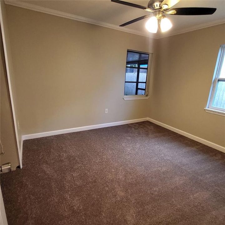 Active With Contract: $249,000 (4 beds, 1 baths, 1644 Square Feet)