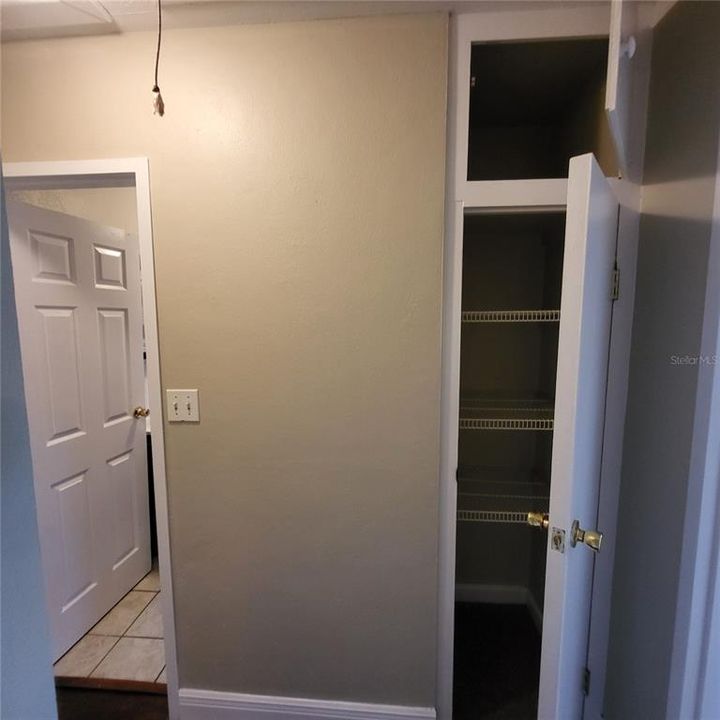 Active With Contract: $249,000 (4 beds, 1 baths, 1644 Square Feet)