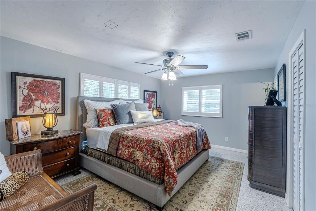 待售: $458,500 (2 贝兹, 2 浴室, 1936 平方英尺)