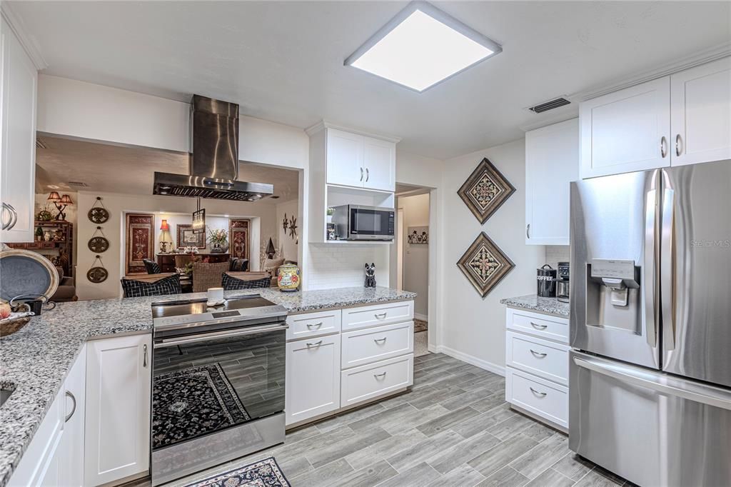 待售: $458,500 (2 贝兹, 2 浴室, 1936 平方英尺)