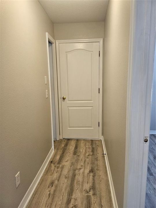 出租: $2,000 (4 贝兹, 2 浴室, 1415 平方英尺)