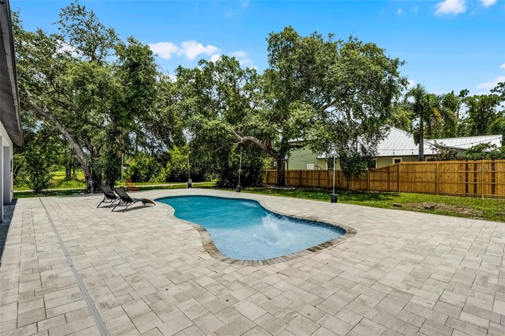 En Venta: $725,000 (4 camas, 3 baños, 2752 Pies cuadrados)