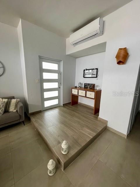 For Rent: $3,800 (3 beds, 3 baths, 1807 Square Feet)