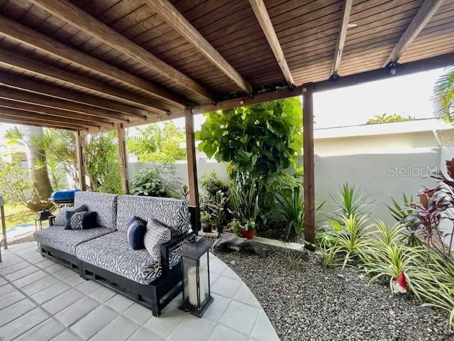 For Rent: $3,800 (3 beds, 3 baths, 1807 Square Feet)