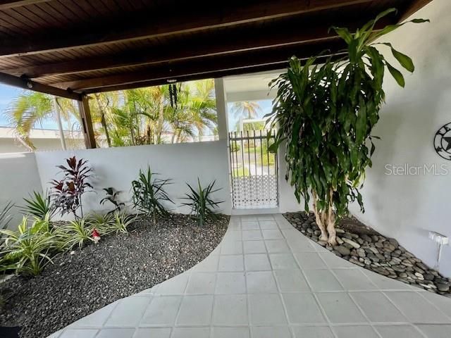 For Rent: $3,800 (3 beds, 3 baths, 1807 Square Feet)