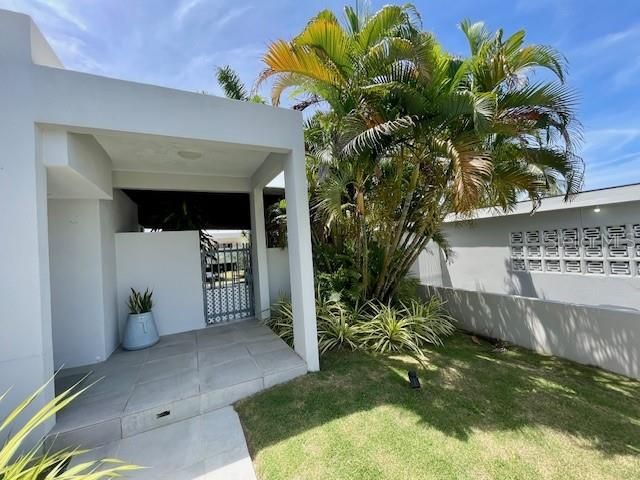 For Rent: $3,800 (3 beds, 3 baths, 1807 Square Feet)