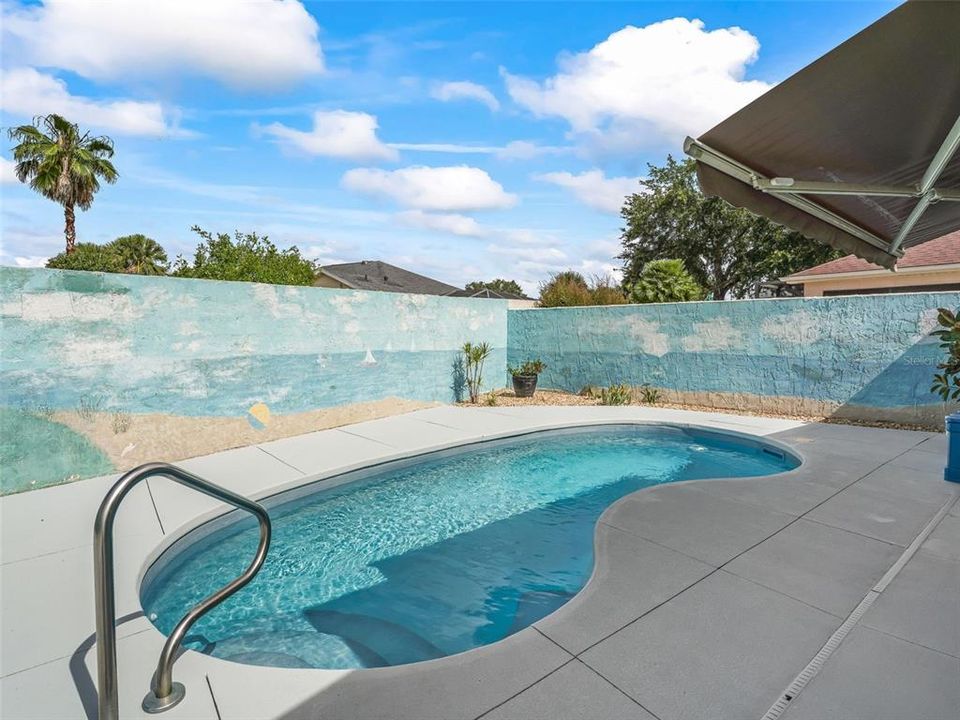 На продажу: $399,900 (2 спален, 2 ванн, 1139 Квадратных фут)