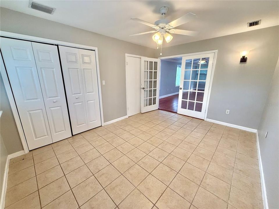 For Sale: $799,000 (5 beds, 0 baths, 2916 Square Feet)