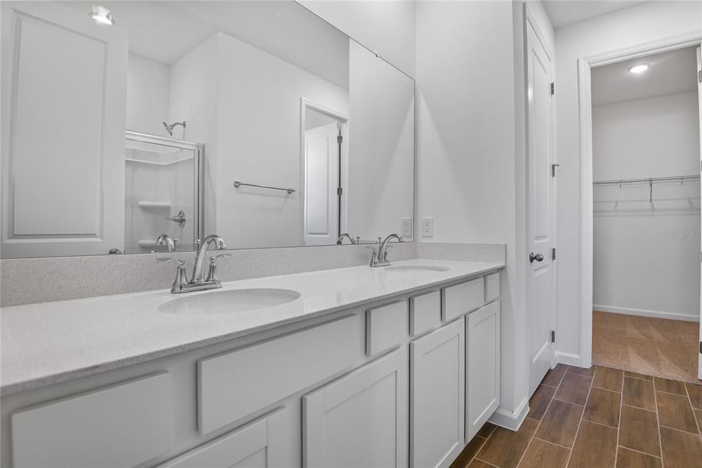 For Sale: $311,521 (3 beds, 2 baths, 1700 Square Feet)