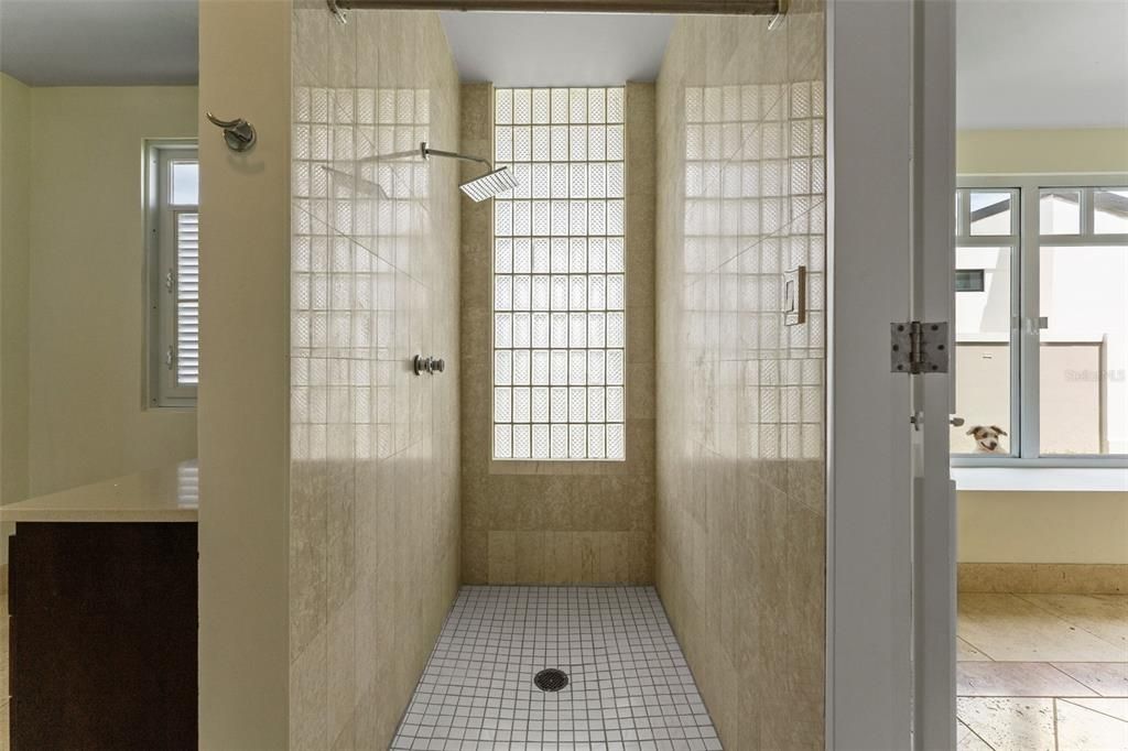 待售: $2,750,000 (7 贝兹, 7 浴室, 4400 平方英尺)