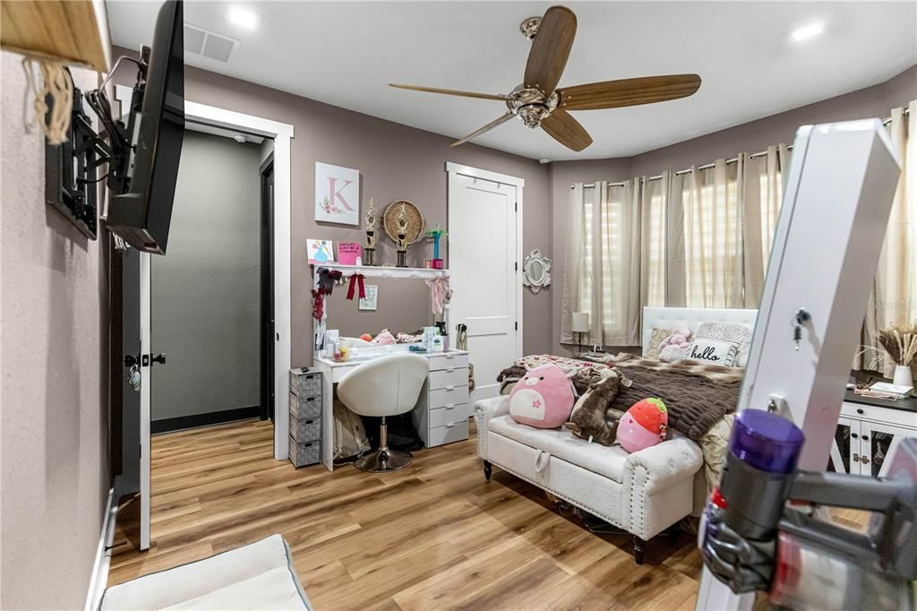 For Sale: $925,000 (4 beds, 3 baths, 2952 Square Feet)