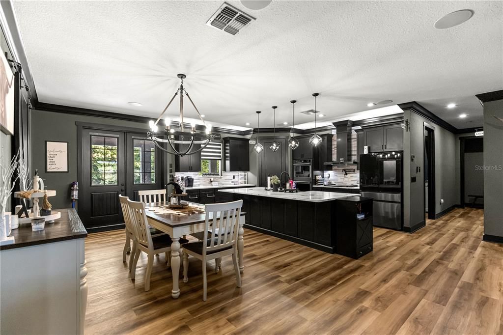 For Sale: $925,000 (4 beds, 3 baths, 2952 Square Feet)