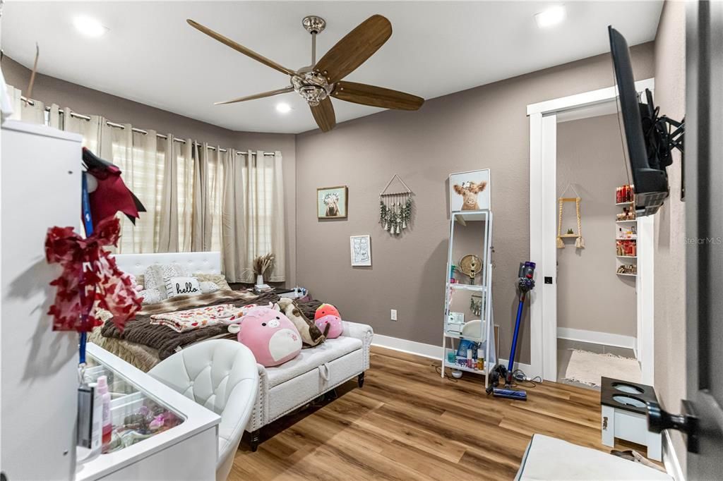 For Sale: $925,000 (4 beds, 3 baths, 2952 Square Feet)