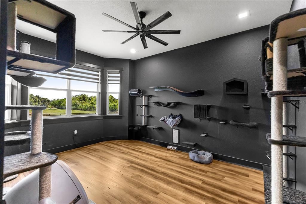 For Sale: $925,000 (4 beds, 3 baths, 2952 Square Feet)