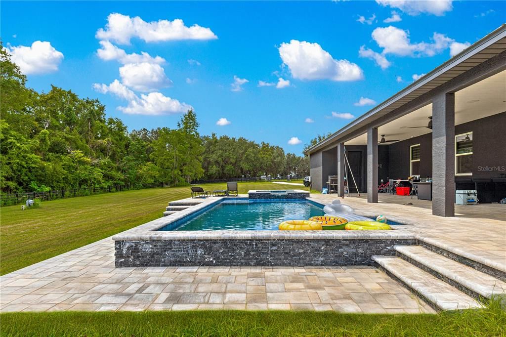 For Sale: $925,000 (4 beds, 3 baths, 2952 Square Feet)