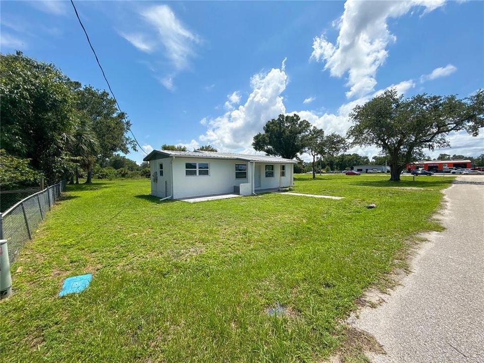 待售: $33,600 (0 贝兹, 0 浴室, 1006 平方英尺)