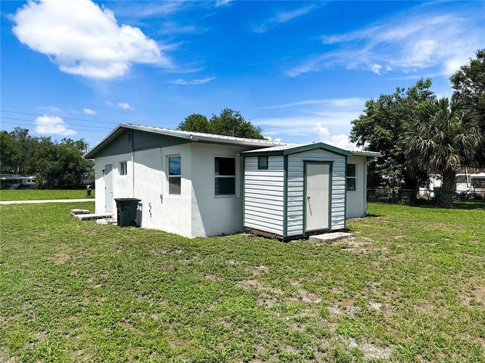 待售: $33,600 (0 贝兹, 0 浴室, 1006 平方英尺)