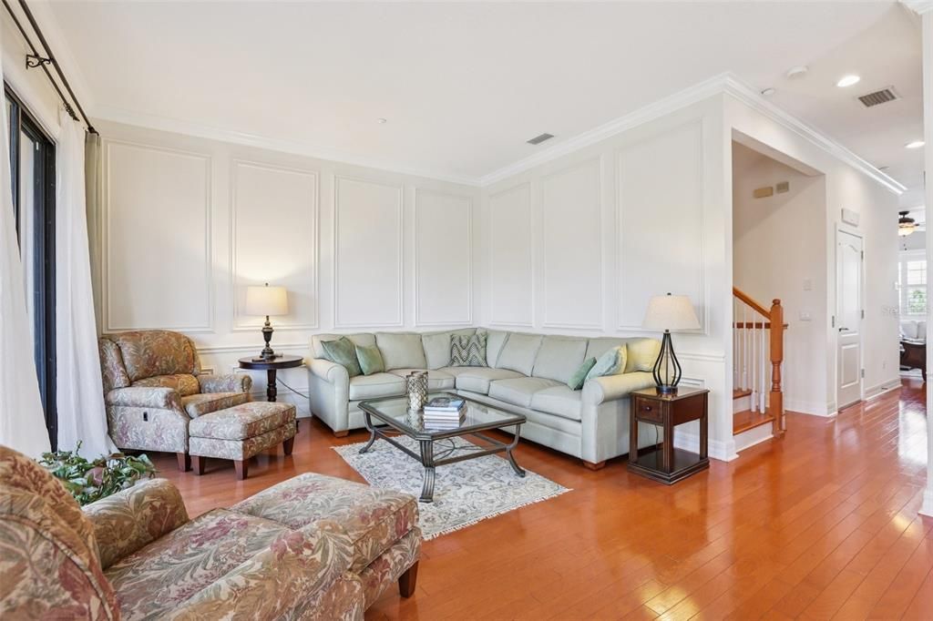 En Venta: $569,900 (3 camas, 2 baños, 2763 Pies cuadrados)