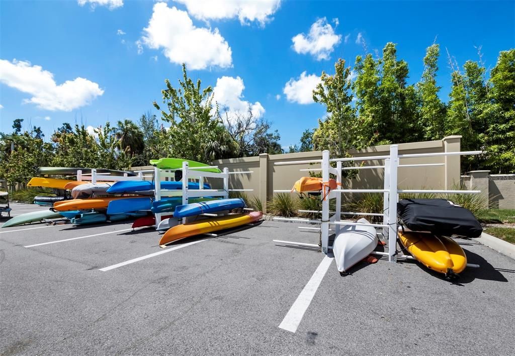 Под контрактом: $699,000 (1 спален, 2 ванн, 855 Квадратных фут)