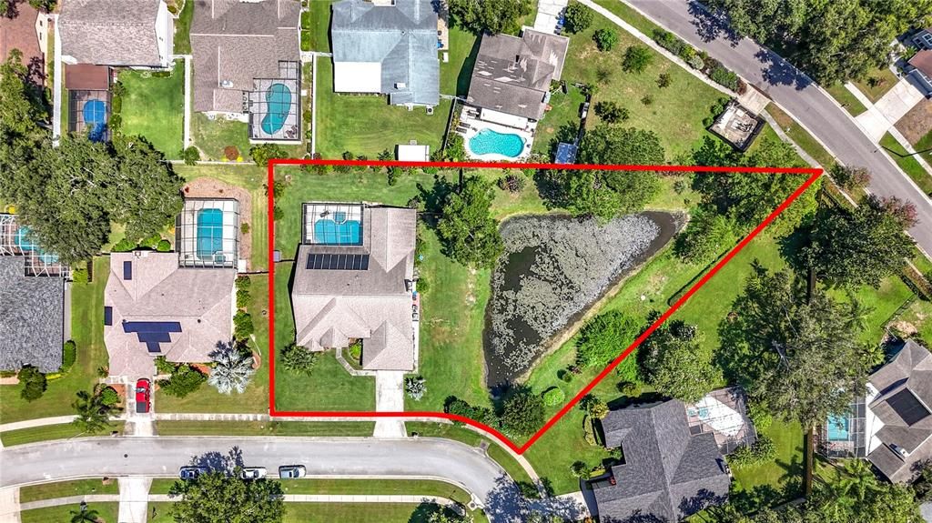 合同活跃: $659,000 (5 贝兹, 4 浴室, 2960 平方英尺)