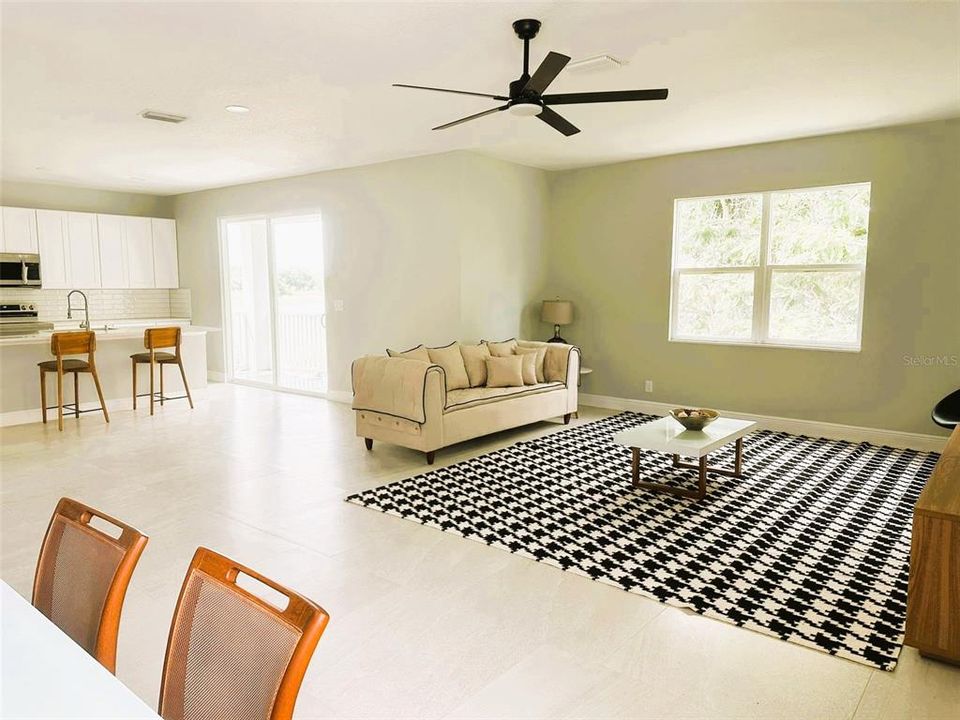 На продажу: $699,000 (4 спален, 4 ванн, 2723.61 Квадратных фут)