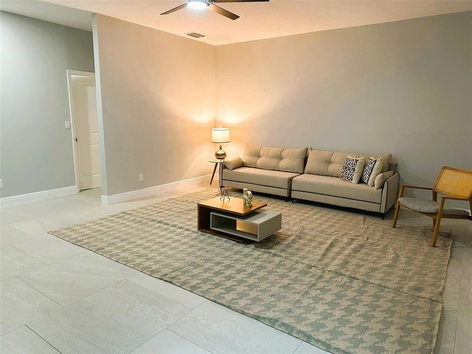 На продажу: $699,000 (4 спален, 4 ванн, 2723.61 Квадратных фут)