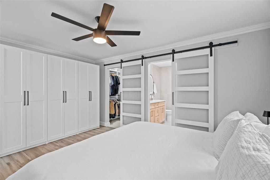 Activo con contrato: $649,000 (4 camas, 2 baños, 1928 Pies cuadrados)