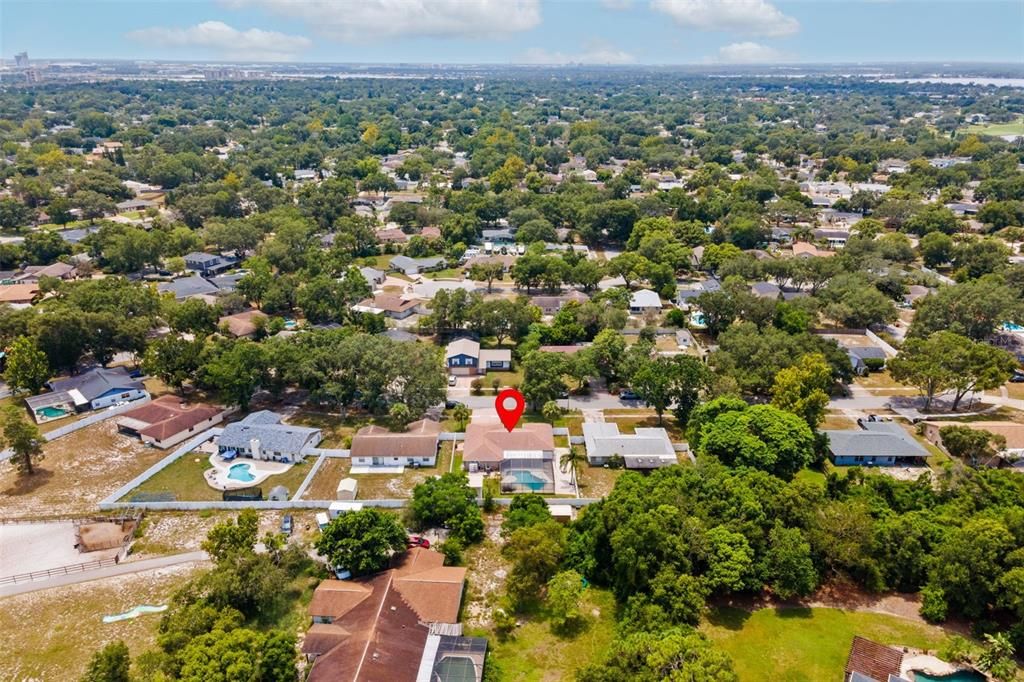 Activo con contrato: $649,000 (4 camas, 2 baños, 1928 Pies cuadrados)