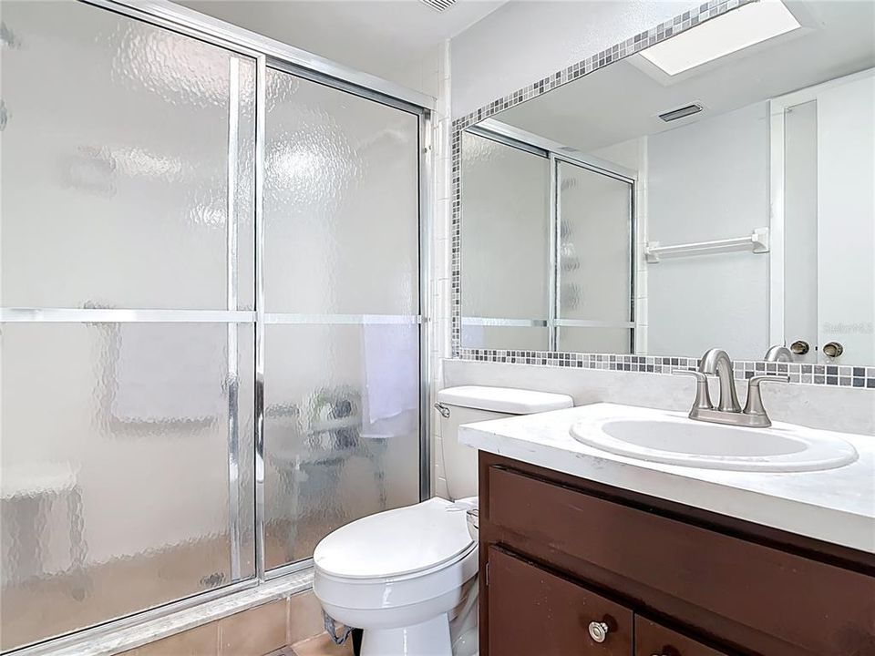 На продажу: $314,900 (3 спален, 2 ванн, 1564 Квадратных фут)