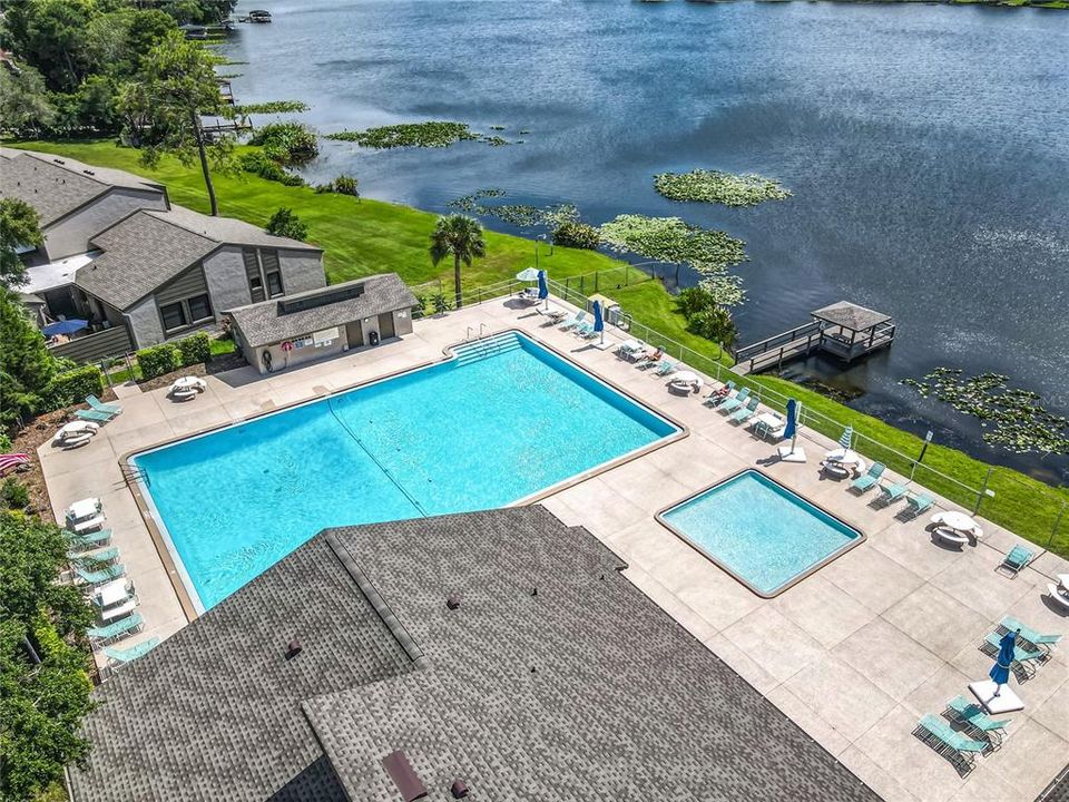 На продажу: $314,900 (3 спален, 2 ванн, 1564 Квадратных фут)