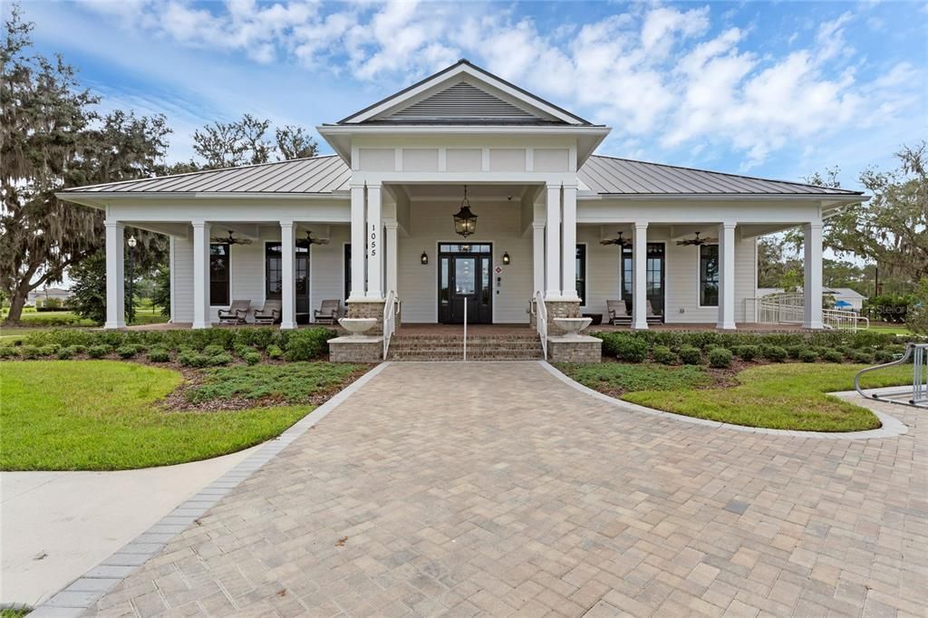 For Sale: $470,000 (3 beds, 2 baths, 2073 Square Feet)