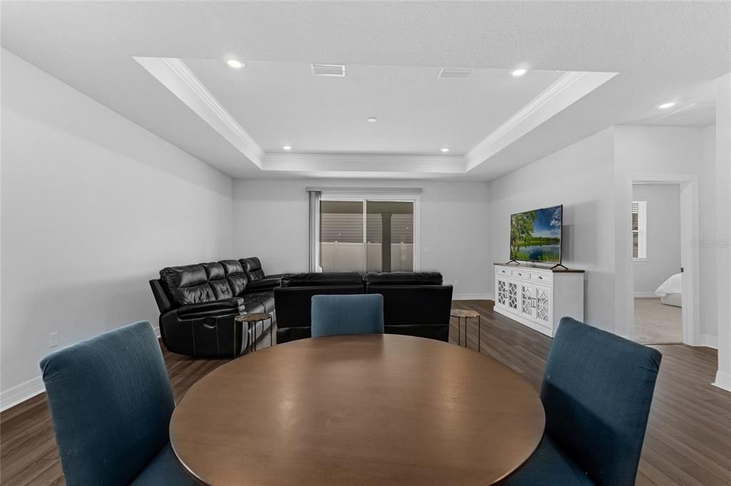 For Sale: $470,000 (3 beds, 2 baths, 2073 Square Feet)