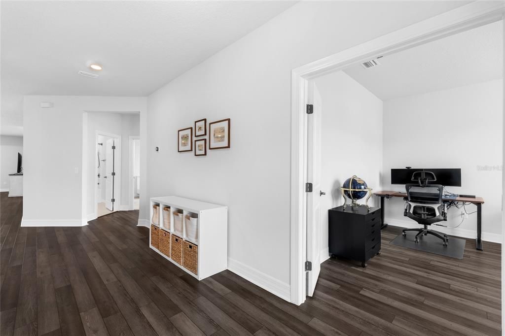 For Sale: $470,000 (3 beds, 2 baths, 2073 Square Feet)