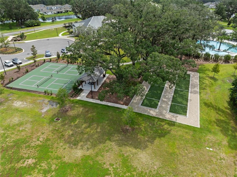 For Sale: $470,000 (3 beds, 2 baths, 2073 Square Feet)