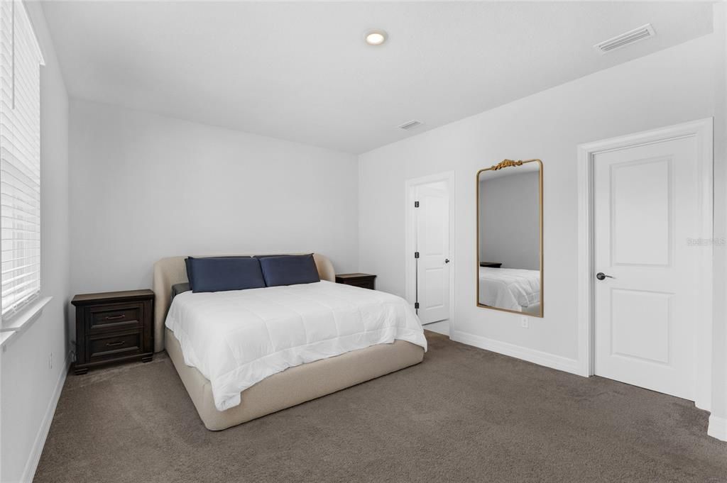 For Sale: $470,000 (3 beds, 2 baths, 2073 Square Feet)