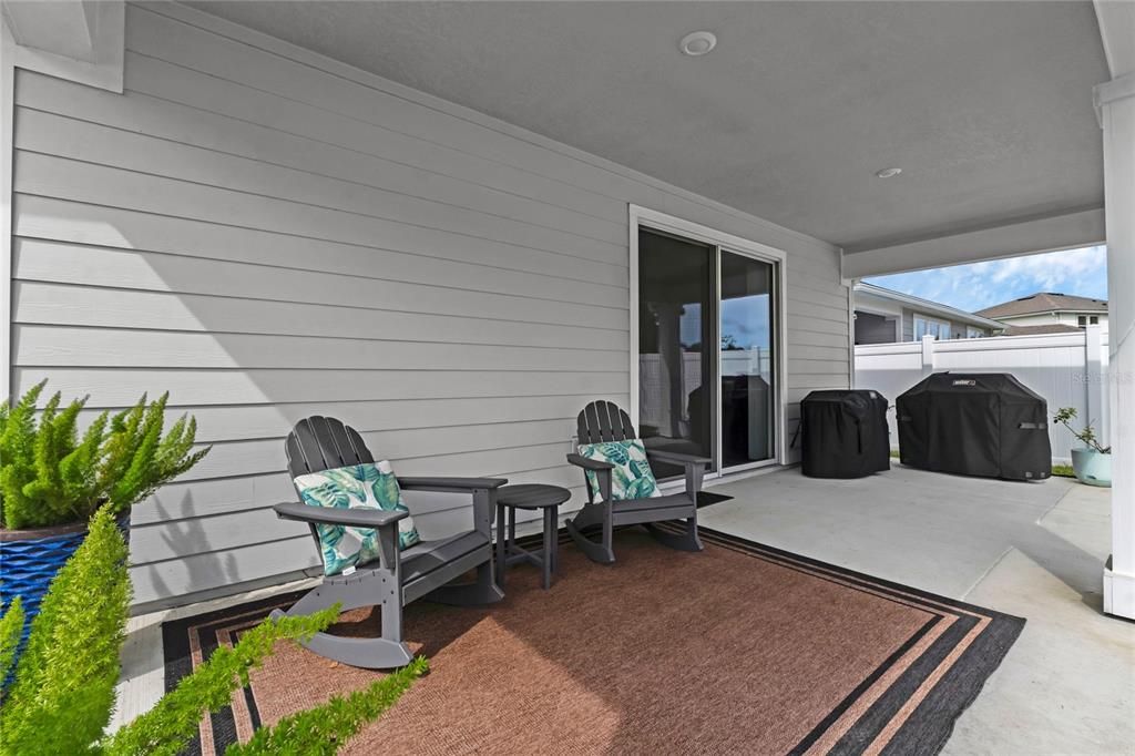 For Sale: $470,000 (3 beds, 2 baths, 2073 Square Feet)