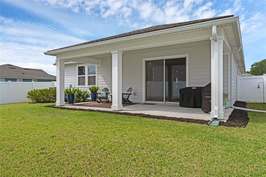 For Sale: $470,000 (3 beds, 2 baths, 2073 Square Feet)