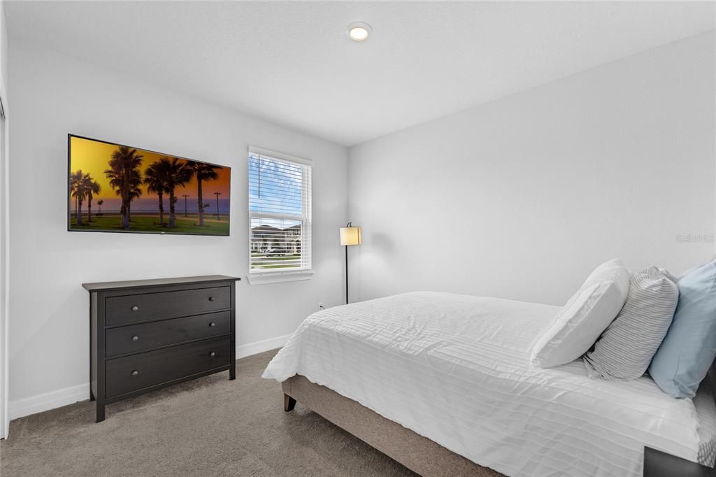 For Sale: $470,000 (3 beds, 2 baths, 2073 Square Feet)