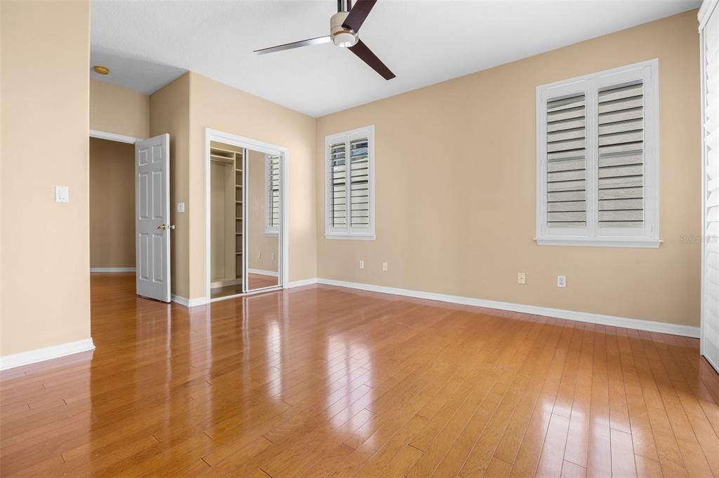 合同活跃: $584,900 (3 贝兹, 2 浴室, 2503 平方英尺)