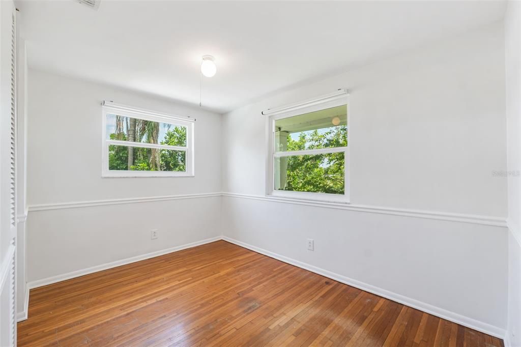 En Venta: $769,000 (5 camas, 3 baños, 2704 Pies cuadrados)