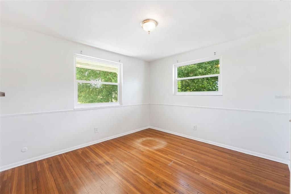 En Venta: $769,000 (5 camas, 3 baños, 2704 Pies cuadrados)