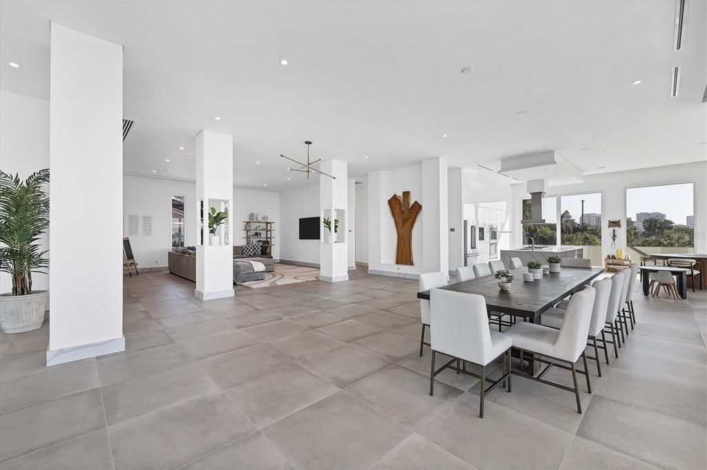 待售: $10,750,000 (6 贝兹, 7 浴室, 7812 平方英尺)