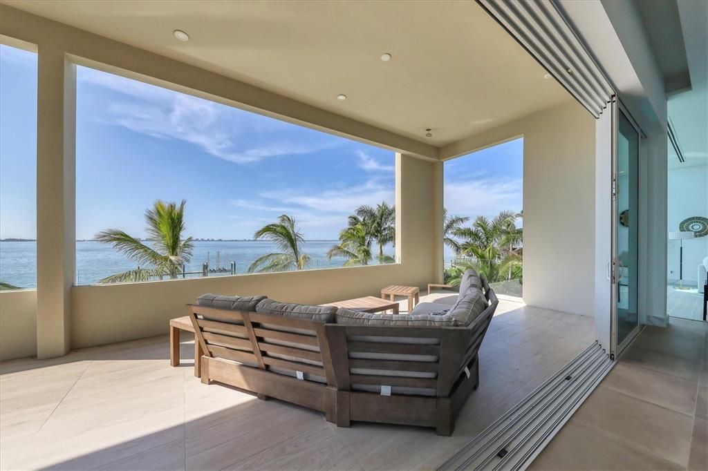 待售: $10,750,000 (6 贝兹, 7 浴室, 7812 平方英尺)