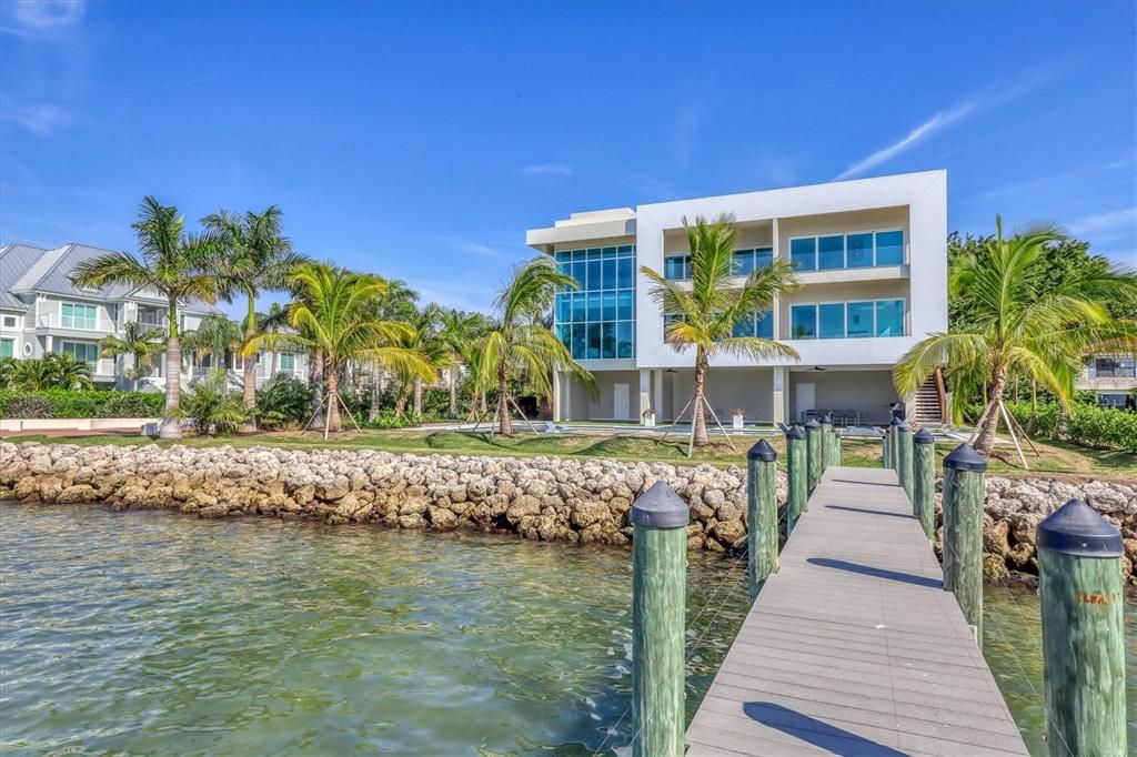 待售: $10,750,000 (6 贝兹, 7 浴室, 7812 平方英尺)