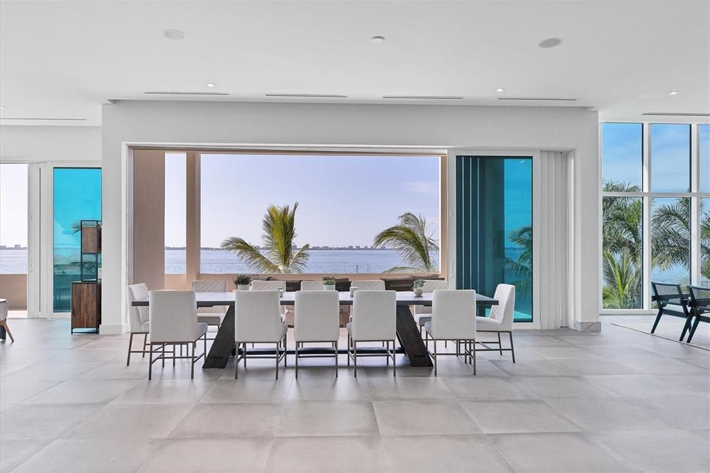 待售: $10,750,000 (6 贝兹, 7 浴室, 7812 平方英尺)