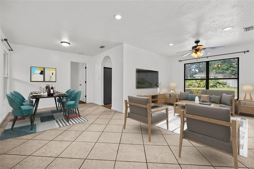 Activo con contrato: $295,000 (4 camas, 2 baños, 1588 Pies cuadrados)