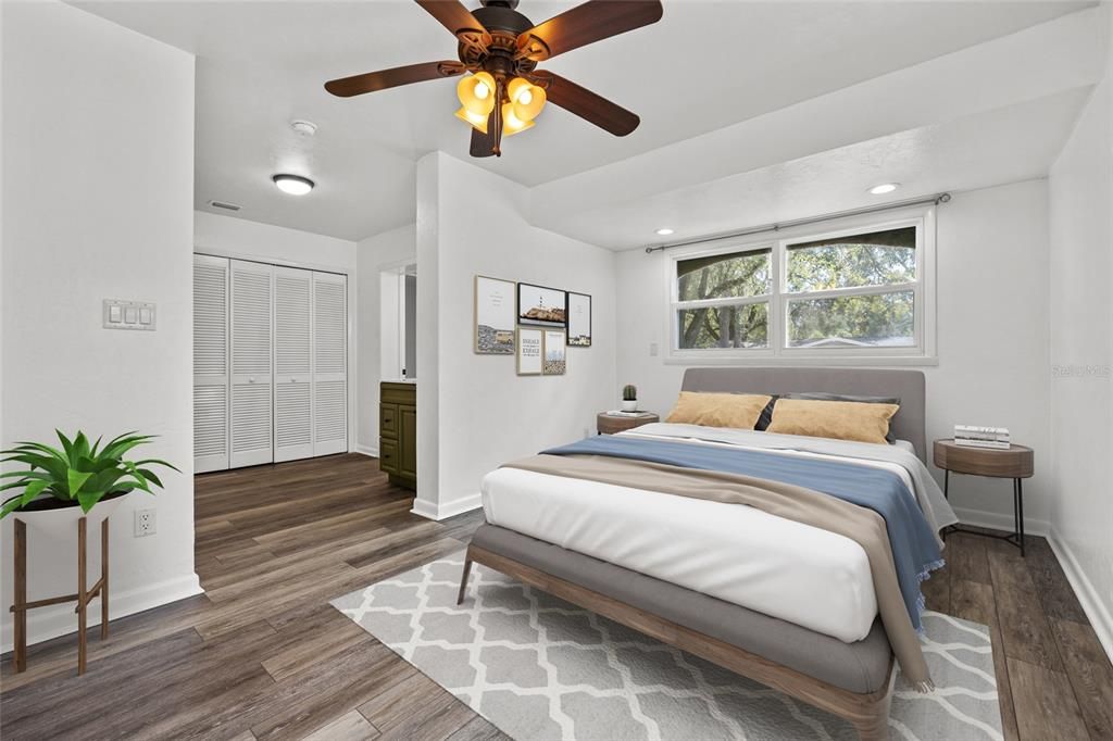 Activo con contrato: $295,000 (4 camas, 2 baños, 1588 Pies cuadrados)